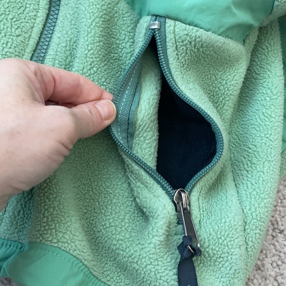 The North Face Jacket Youth in size S-P - Picture 9 of 16